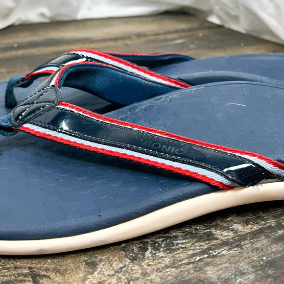 2712 Vionic Womens Tide Sport Toe Post Sandal Navy Blue Size 11W US Red White - Picture 6 of 6